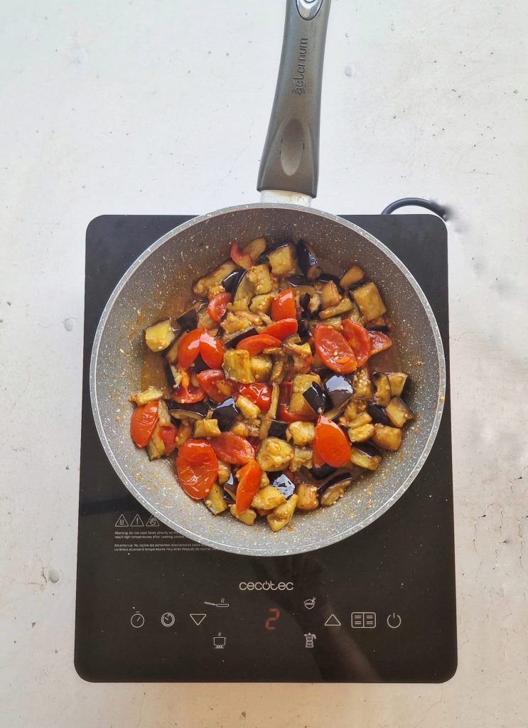 Aubergines a la funghetto