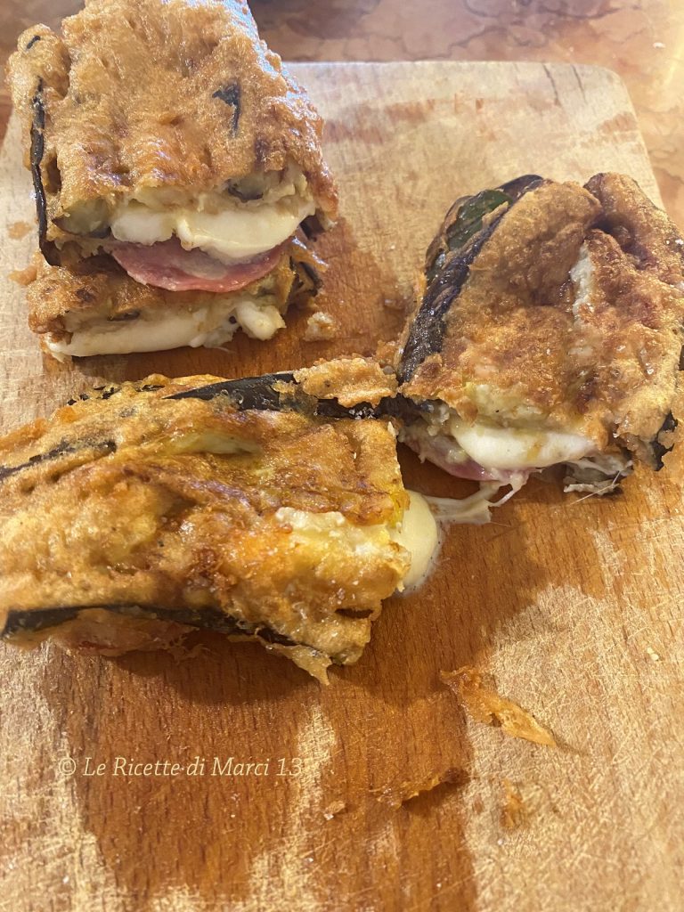 Gefrituurde auberginesandwiches uit Napels