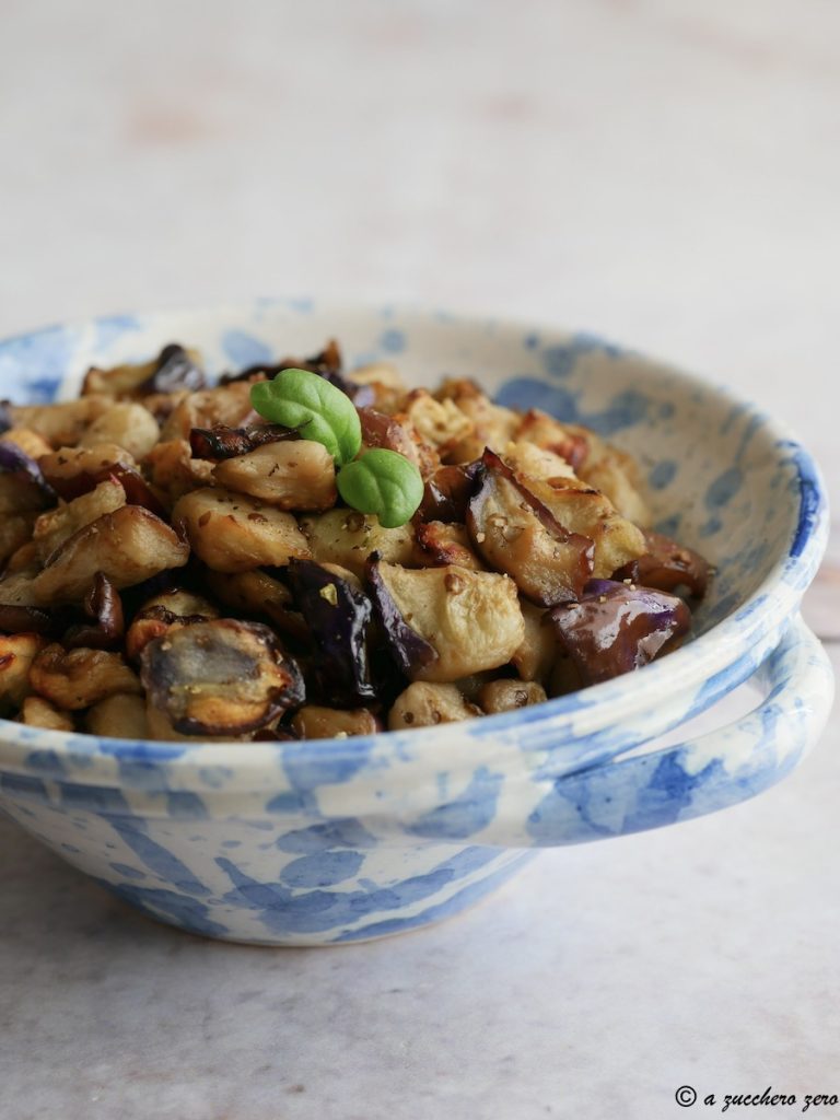 Aubergines in stukjes gebakken in een heteluchtfriteuse