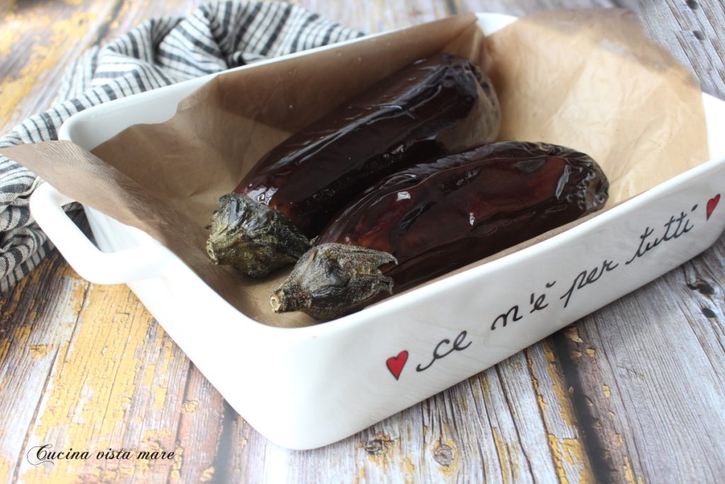Aubergines uit de oven Keuken uitzicht op zee