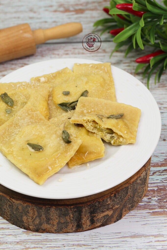 Ravioli met ricotta en wilde asperges