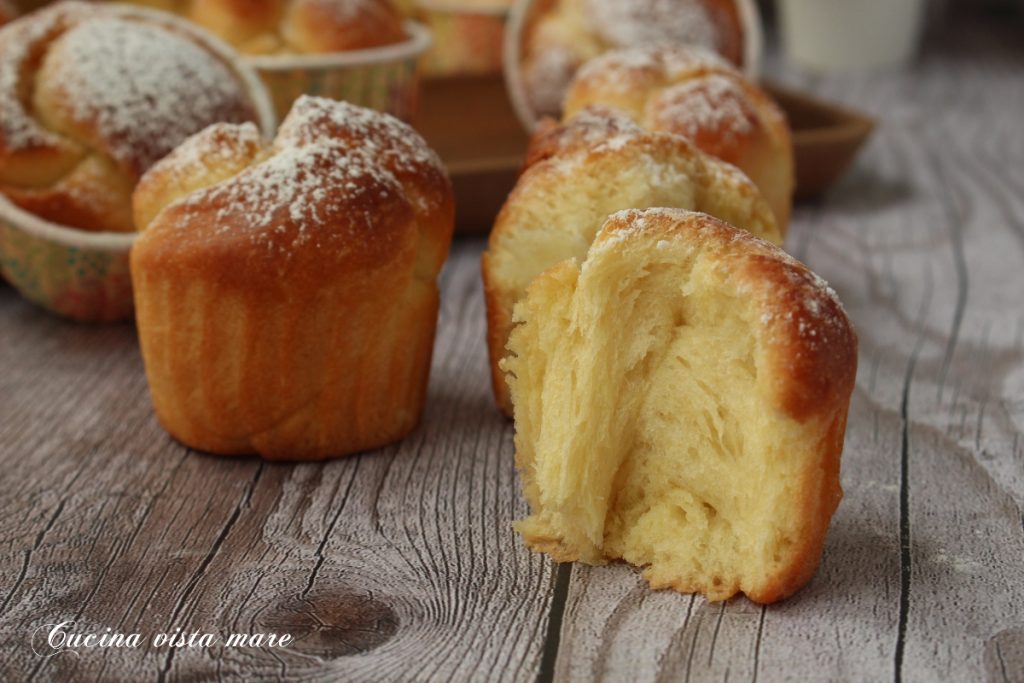 Brioche roosjes Keuken met zeezicht