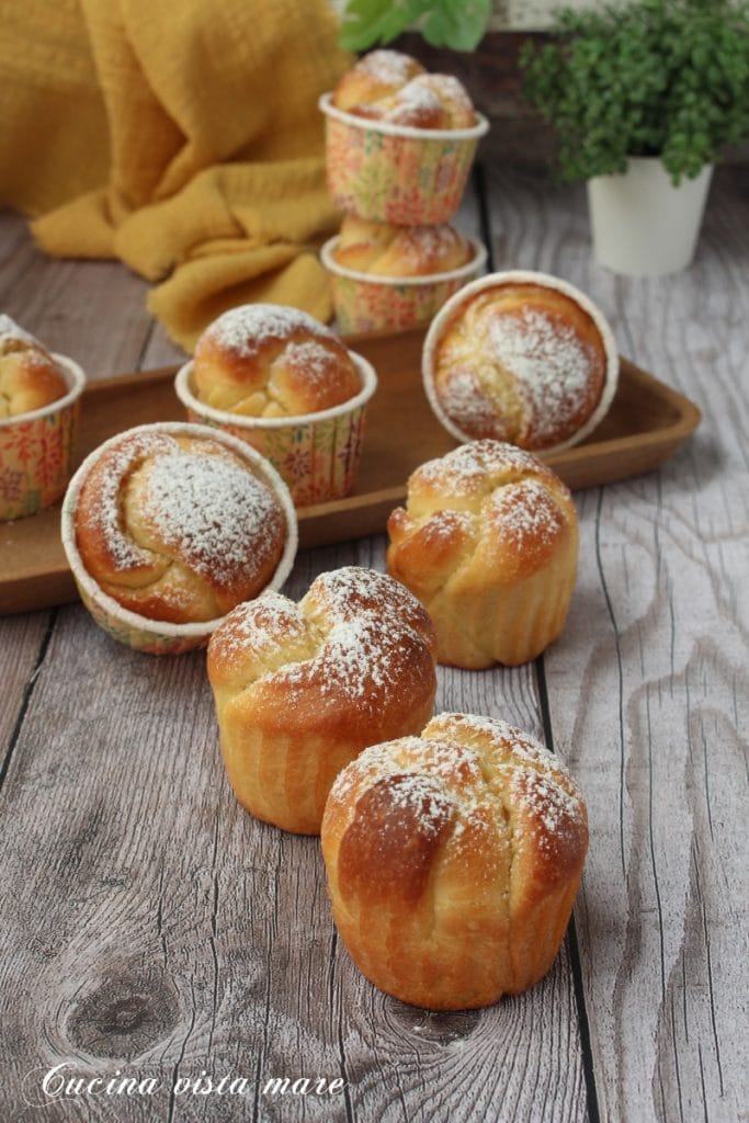 Brioche roosjes Keuken met zeezicht