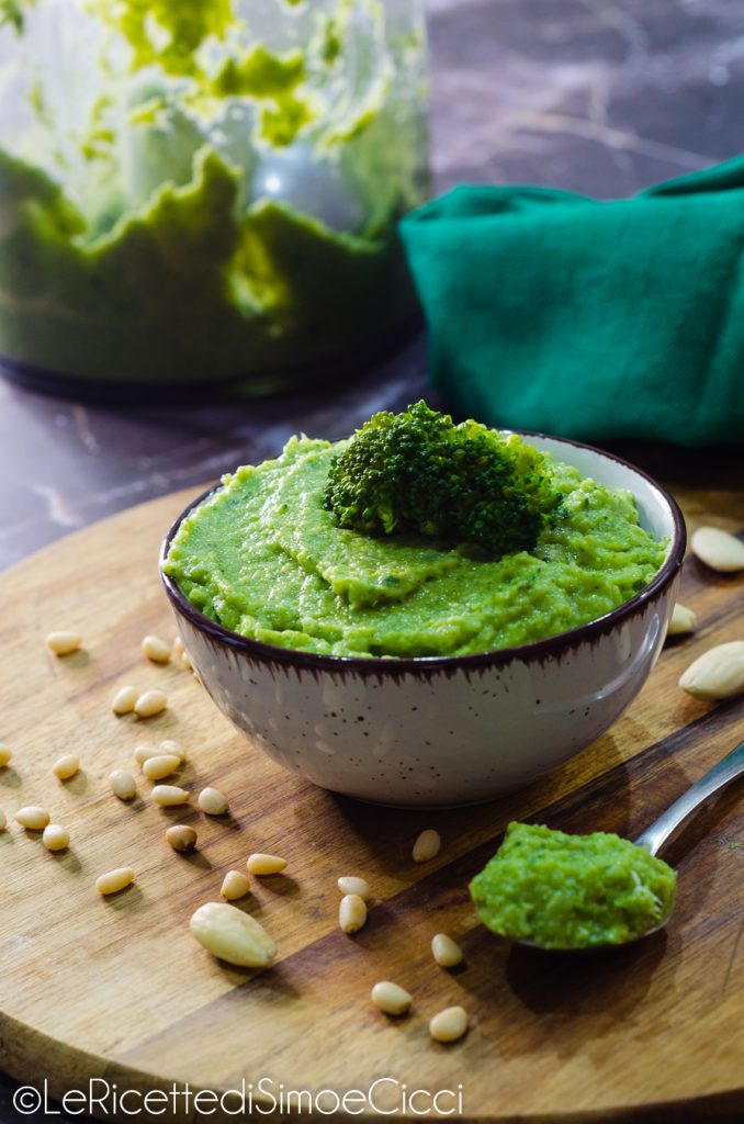 Broccoli pesto