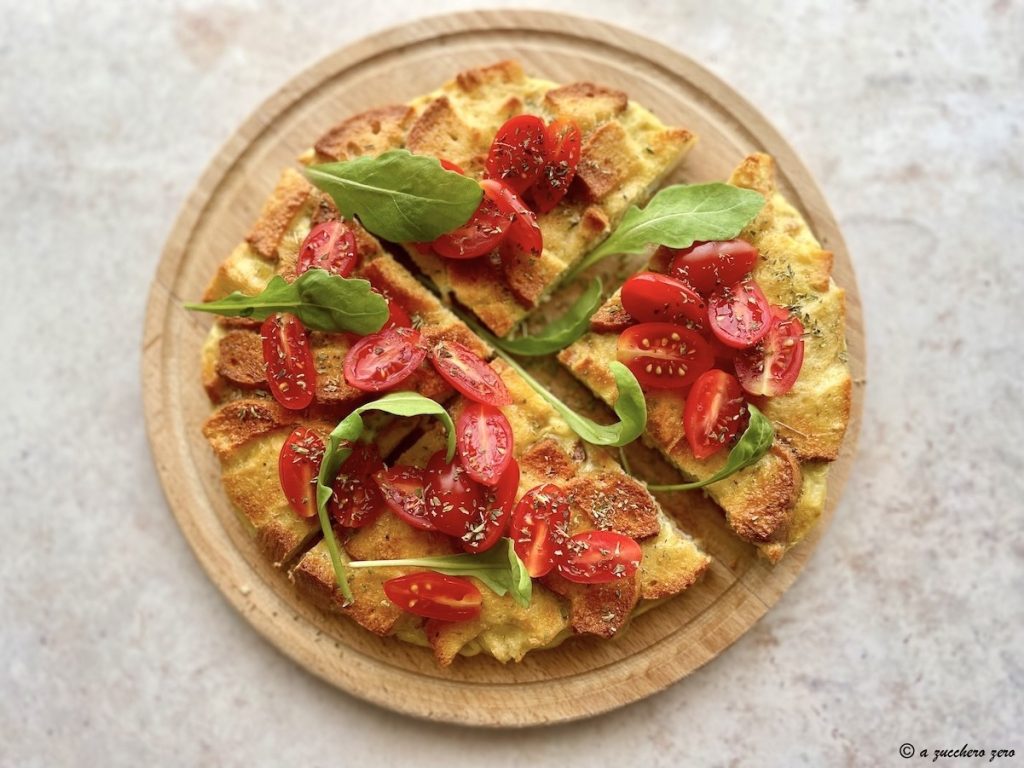 Gevulde broodomelet uit de oven, zo lekker als een pizza