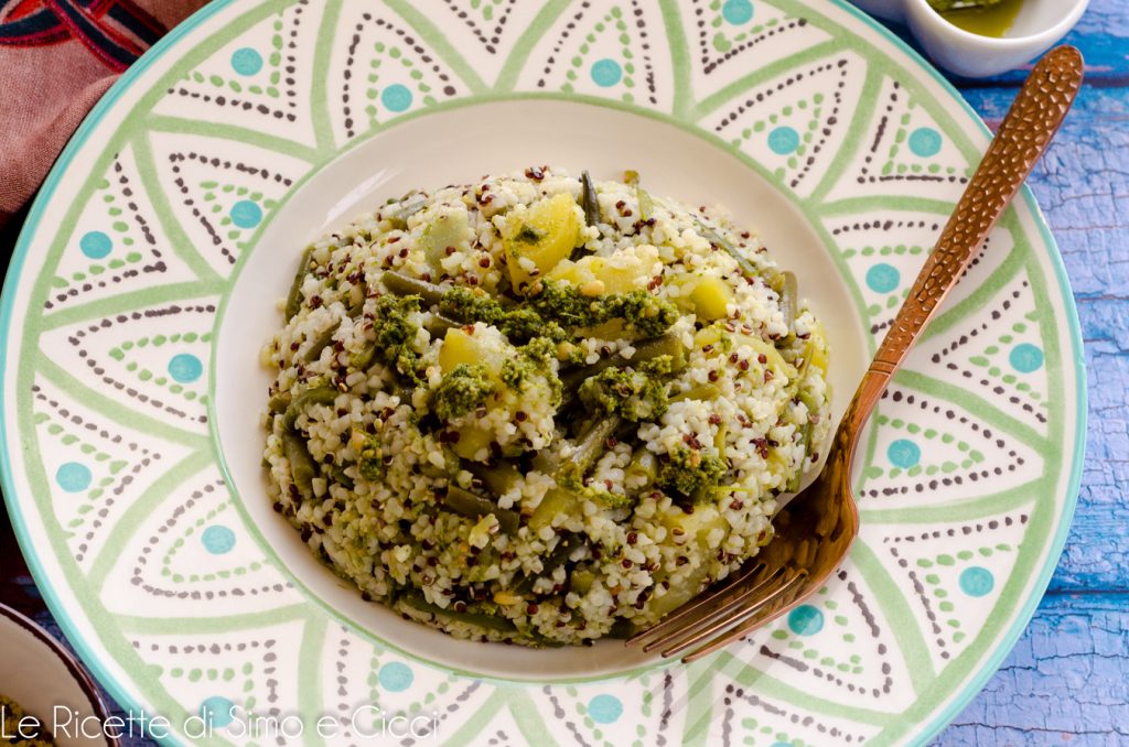 Quinoa met pesto, aardappelen en sperziebonen