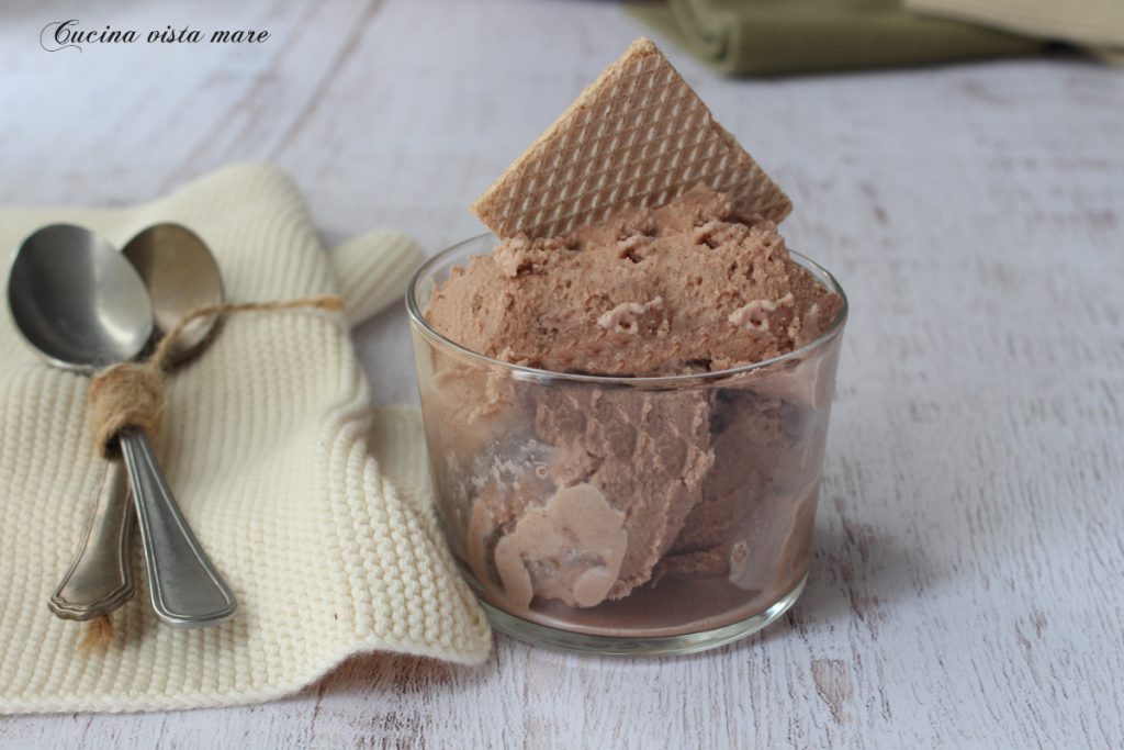 Chocolade-ijs Cucina vista mare