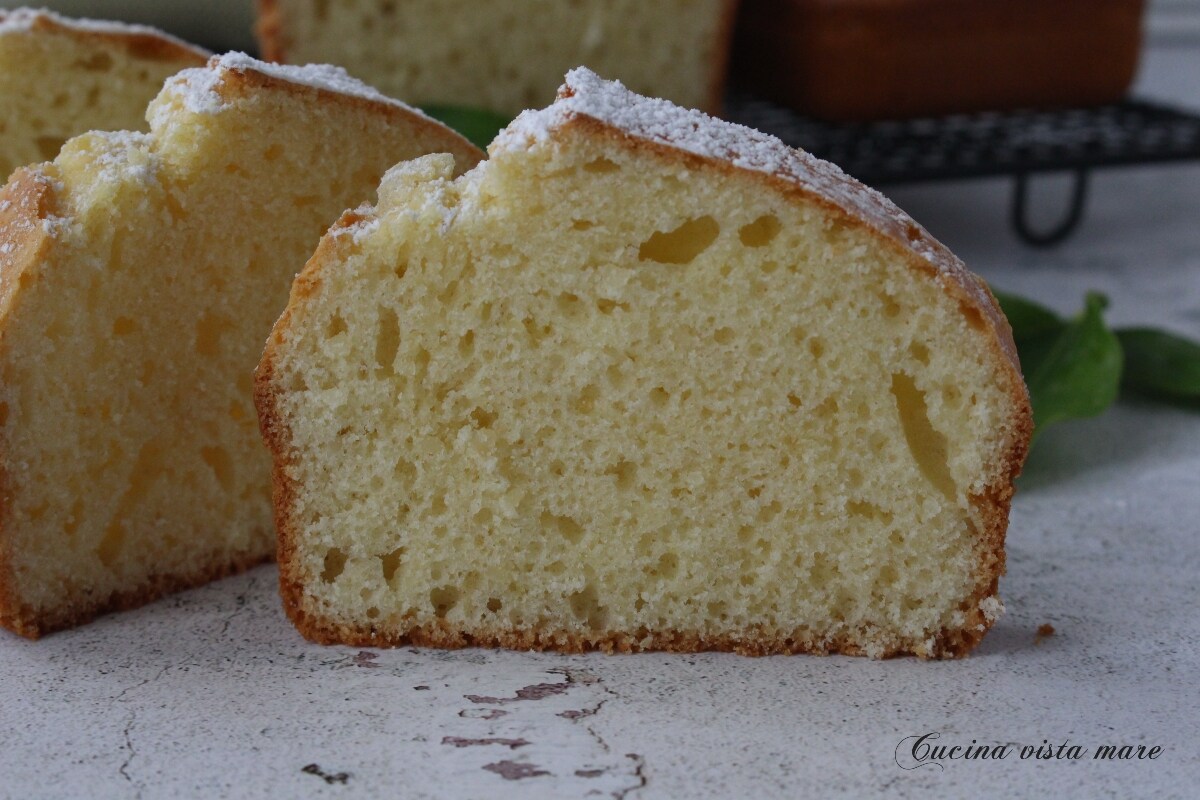 Citroencake met amandelen