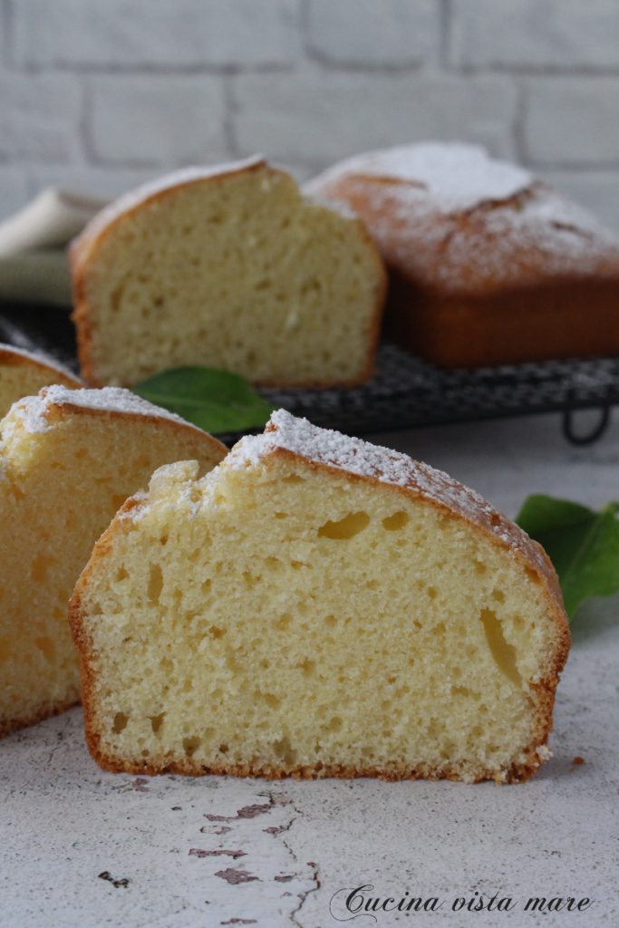 Citroencake met amandelen Keuken met zeezicht