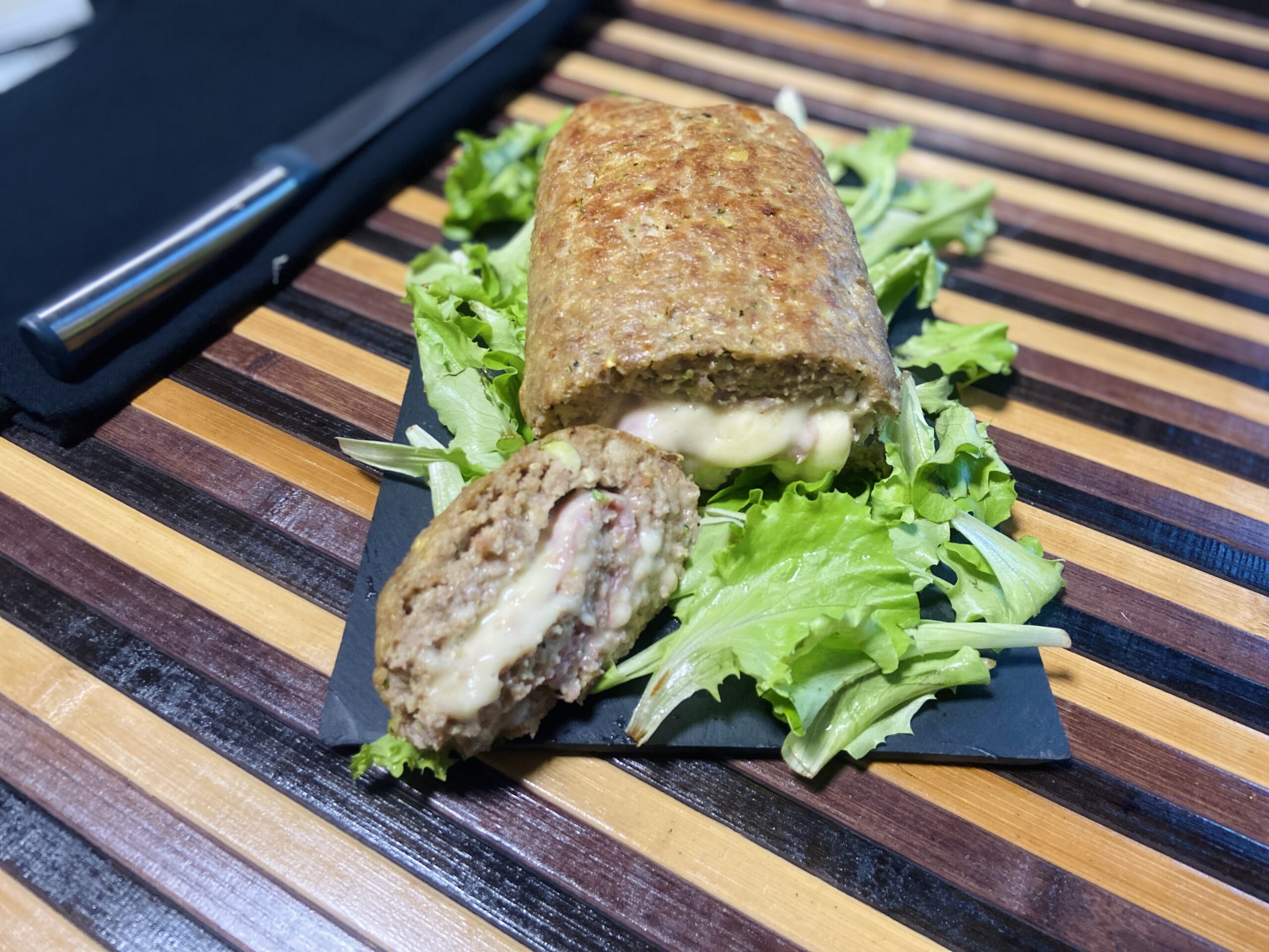 Gehaktbrood met ham en courgette