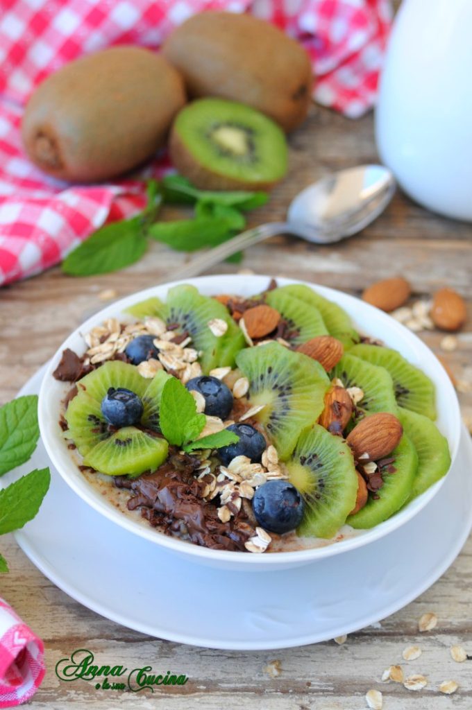 Haverpap met kiwi en chocolade