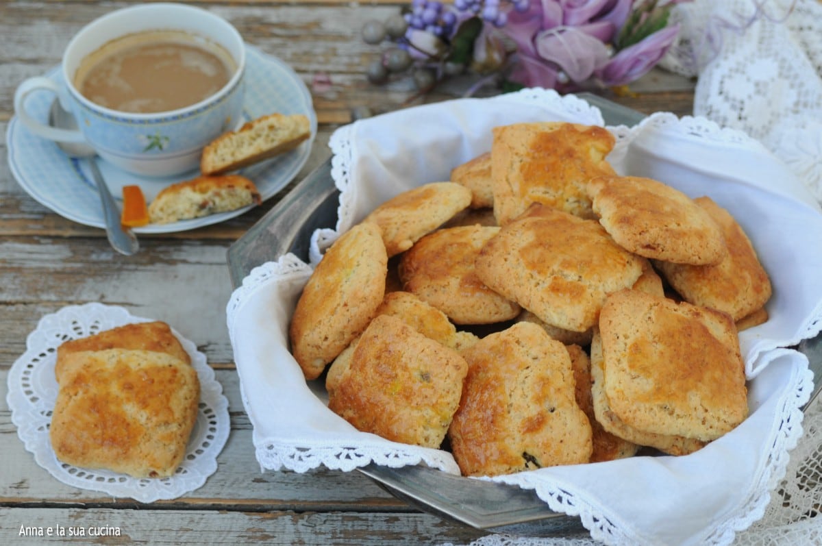 Stracette typische Calabrische koekjes
