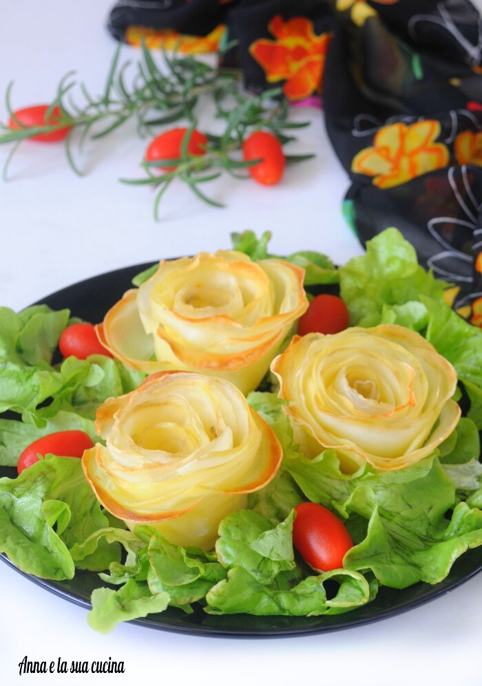 Aardappelrozen uit de oven