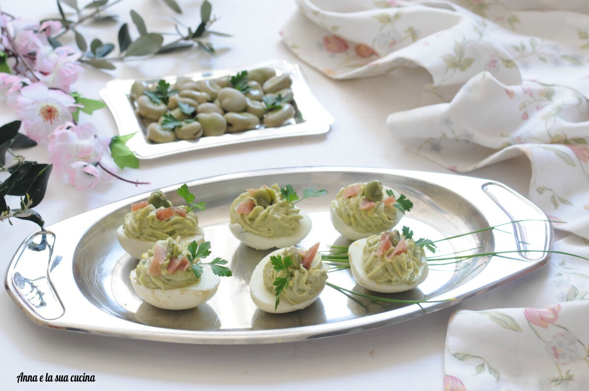 Gevulde eieren met tuinbonencrème