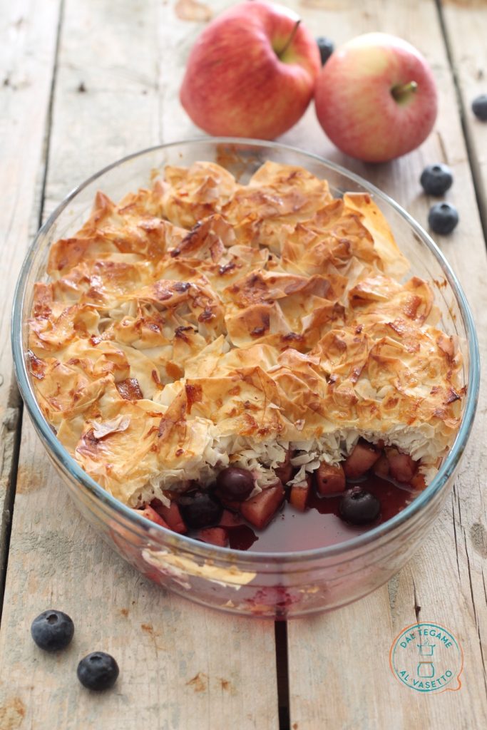 hoe een eenvoudig dessert met appels en filodeeg te maken