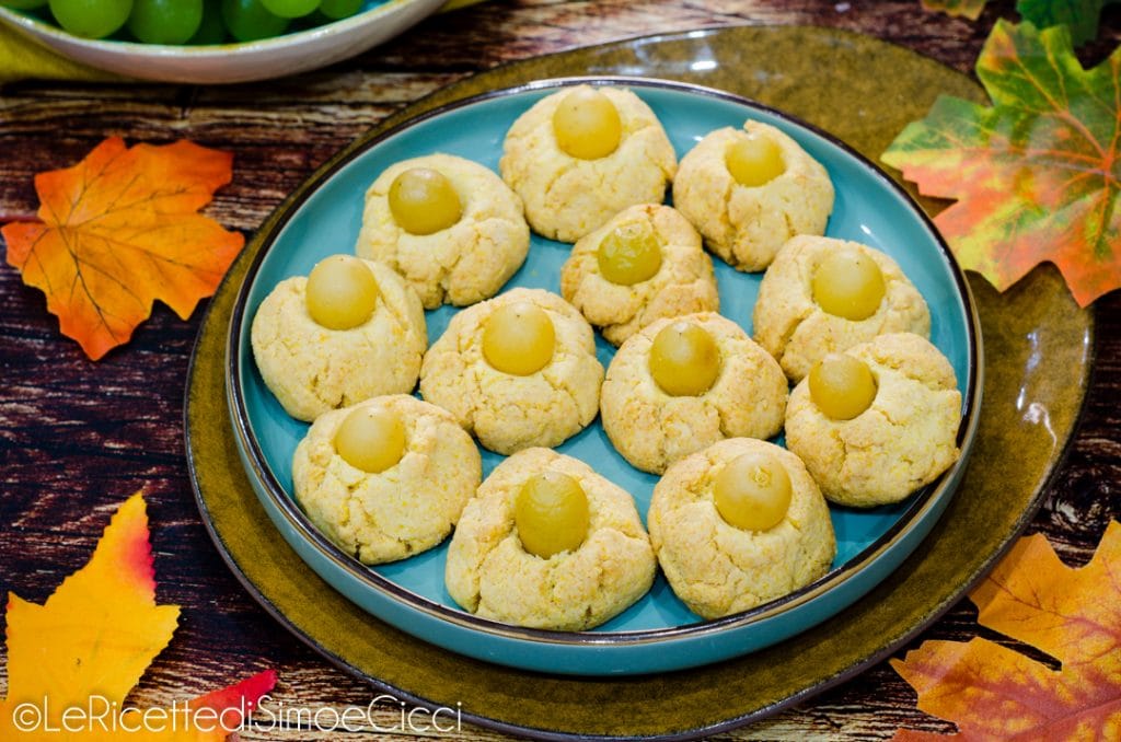 Druivenkoekjes met maïsmeel