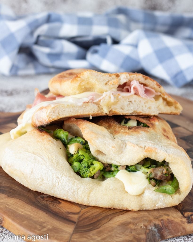 Dubbel belegde baciata pizza