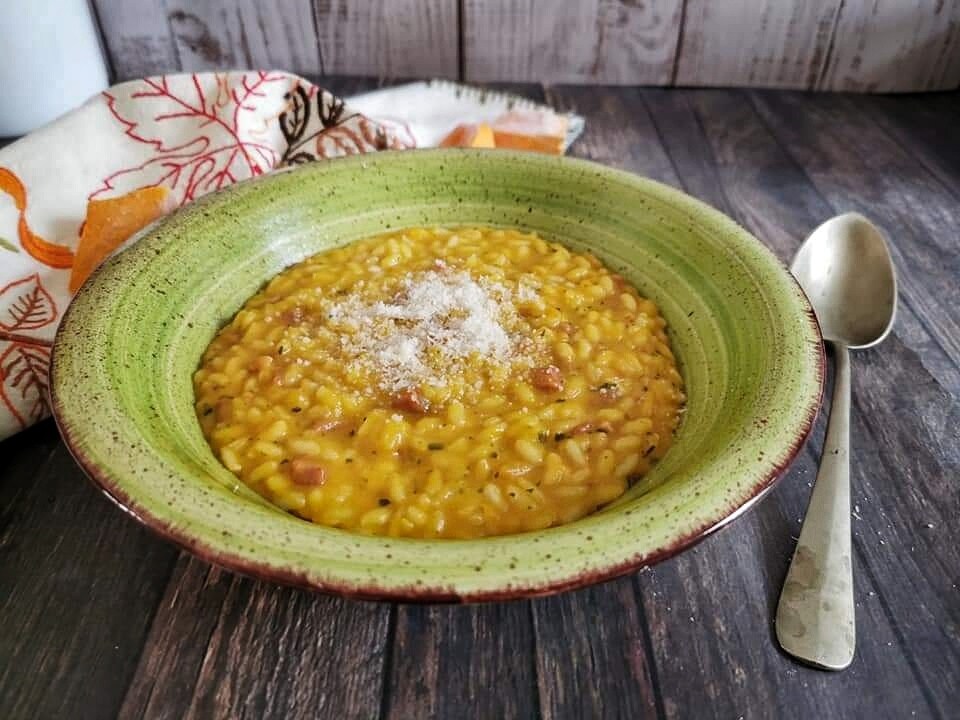 RISOTTO MET POMPOEN TALEGGIO EN SPECK