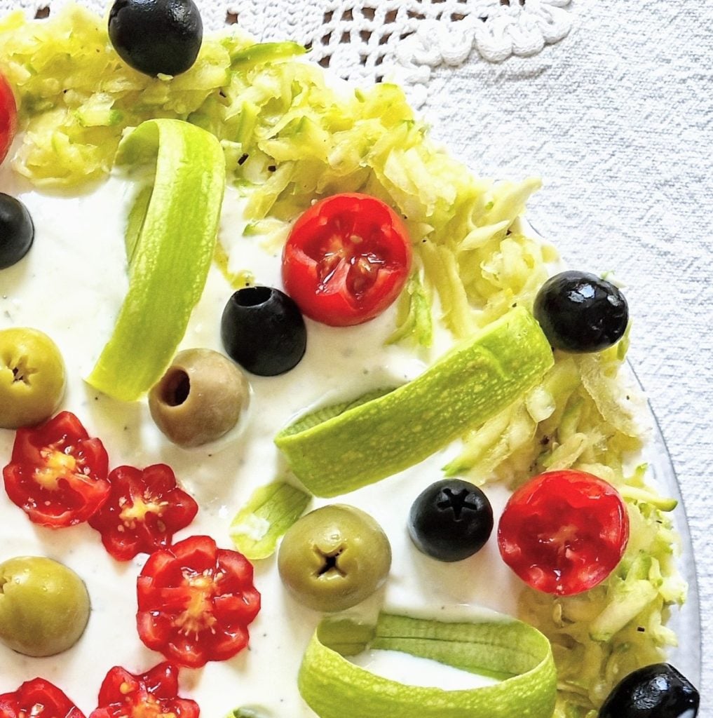 De hartige cheesecake met tonijn en groenten