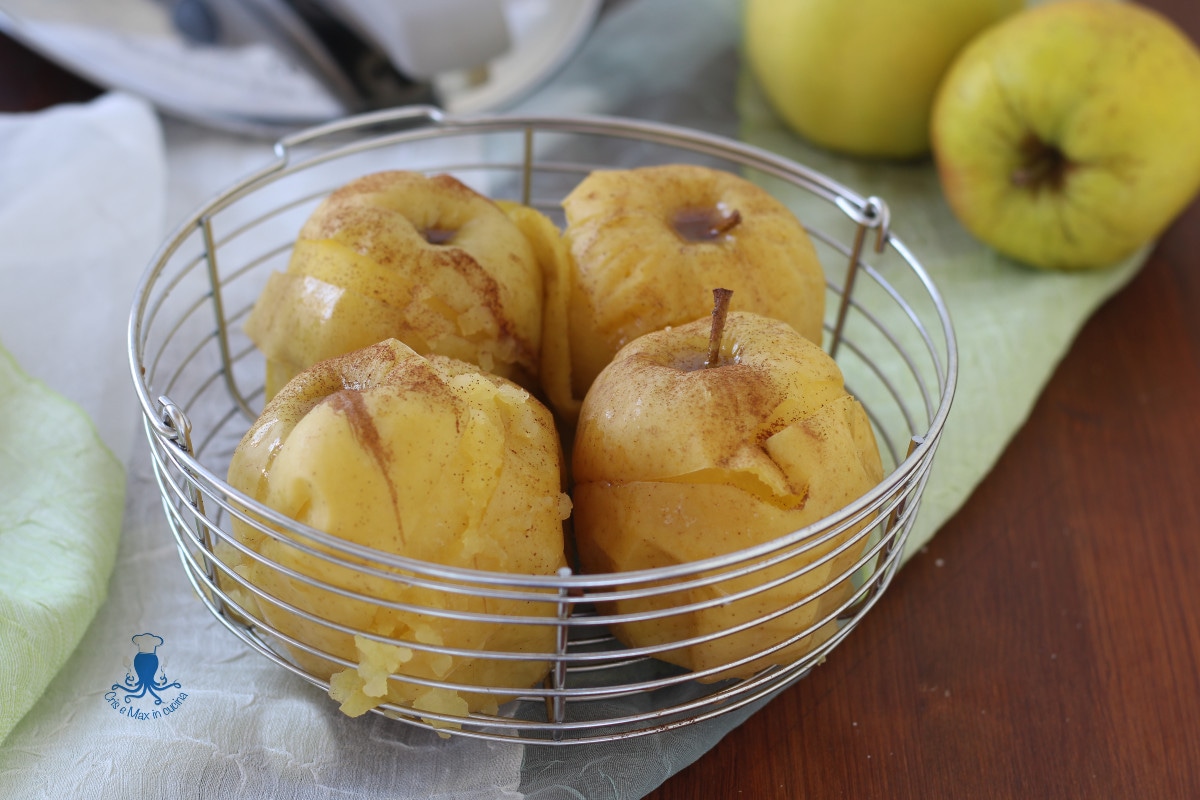 Gekookte appels in de snelkookpan