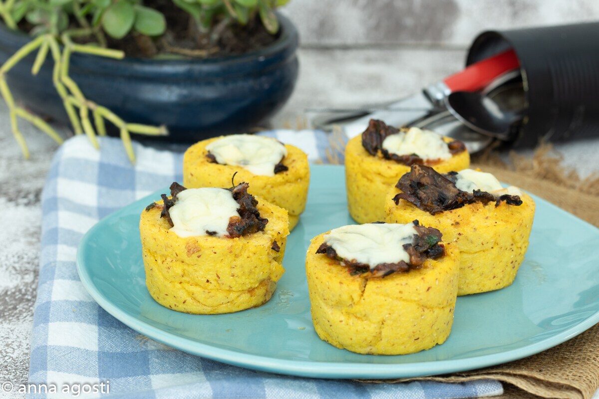 Gebakken Polenta en Radicchio Taartjes
