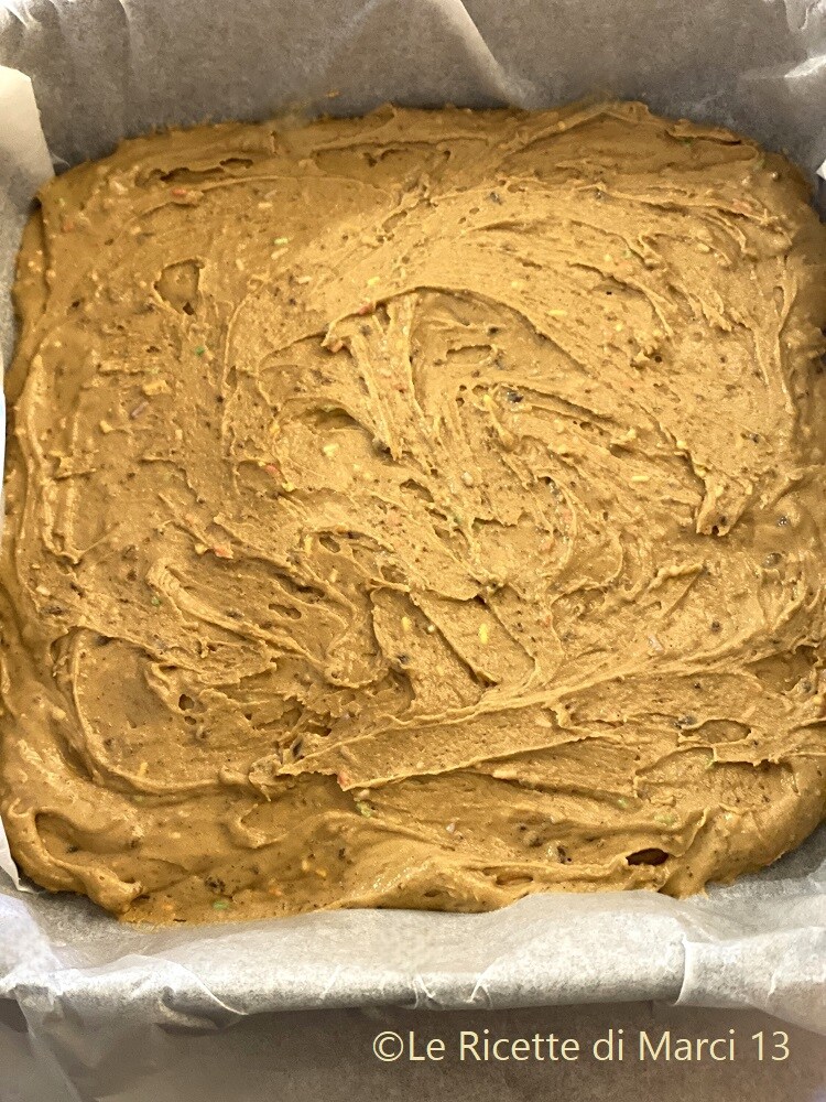 Geglazuurde Carnavalsnoepjes (frosted funfetti blondies) beslag