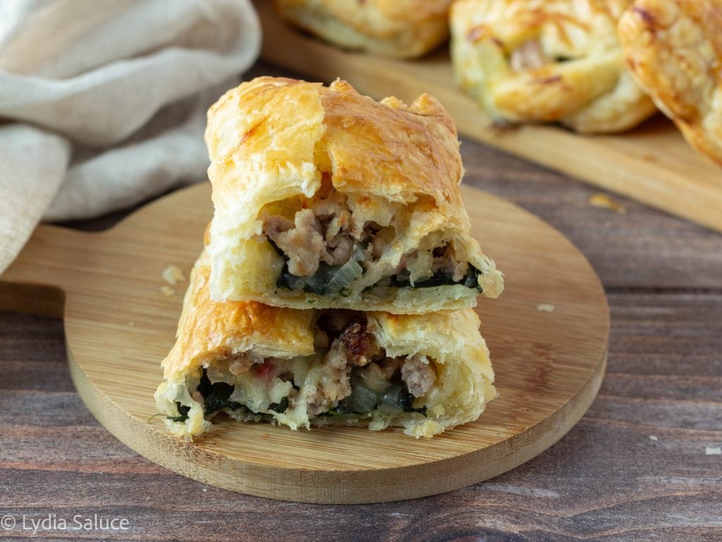 Gevulde gebakjes met spinazie