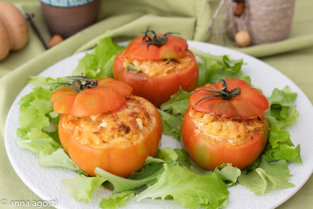 Gevulde tomaten gegratineerd vegetarisch recept smakelijk