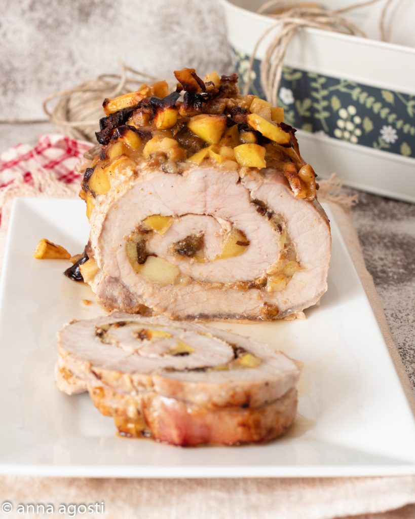 Gevulde varkensfilet met appels en pruimen