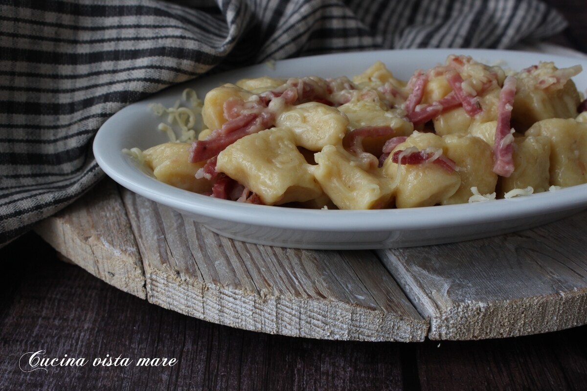 Gnocchi van polenta speck en fontina