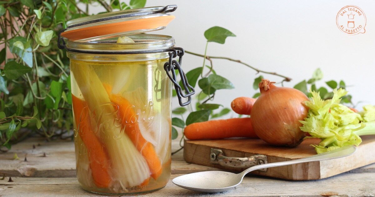 Groentebouillon in multicooker