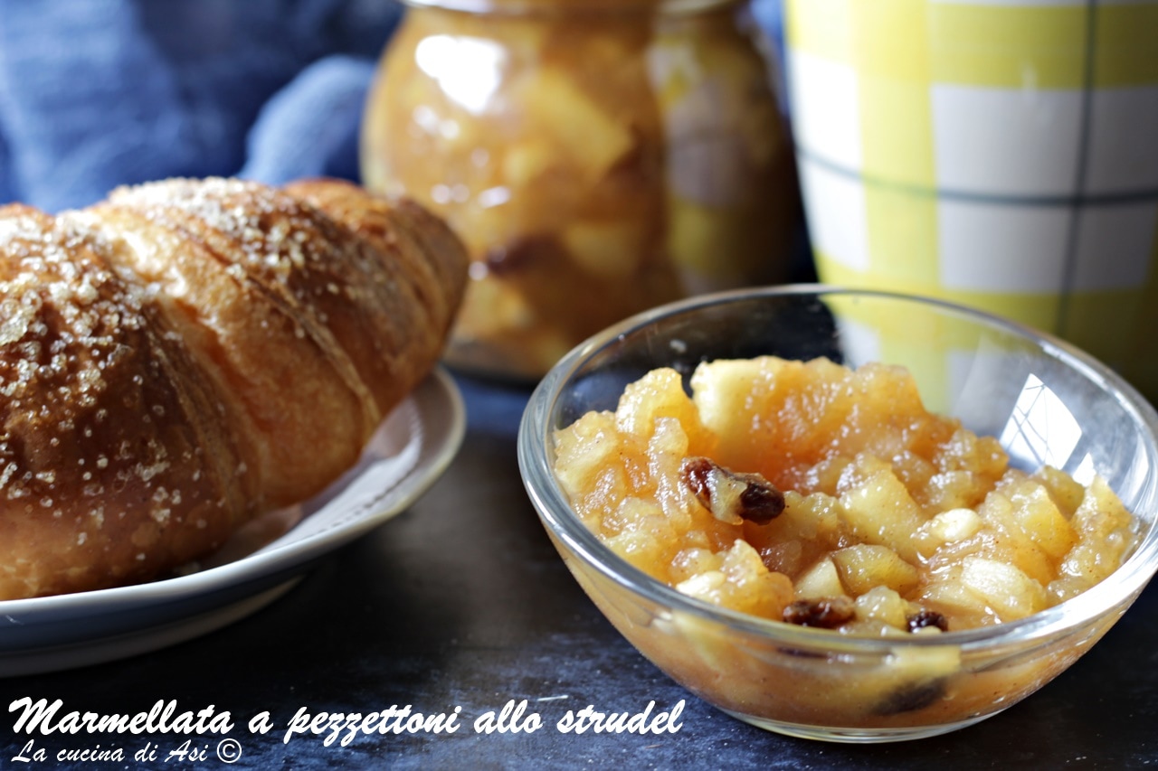 Grofgebakken jam met strudel-smaak