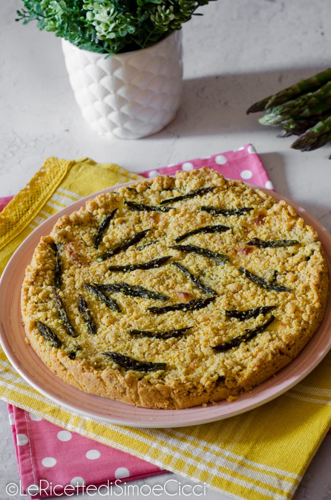 Hartige sbrisolona met asperges en crescenza