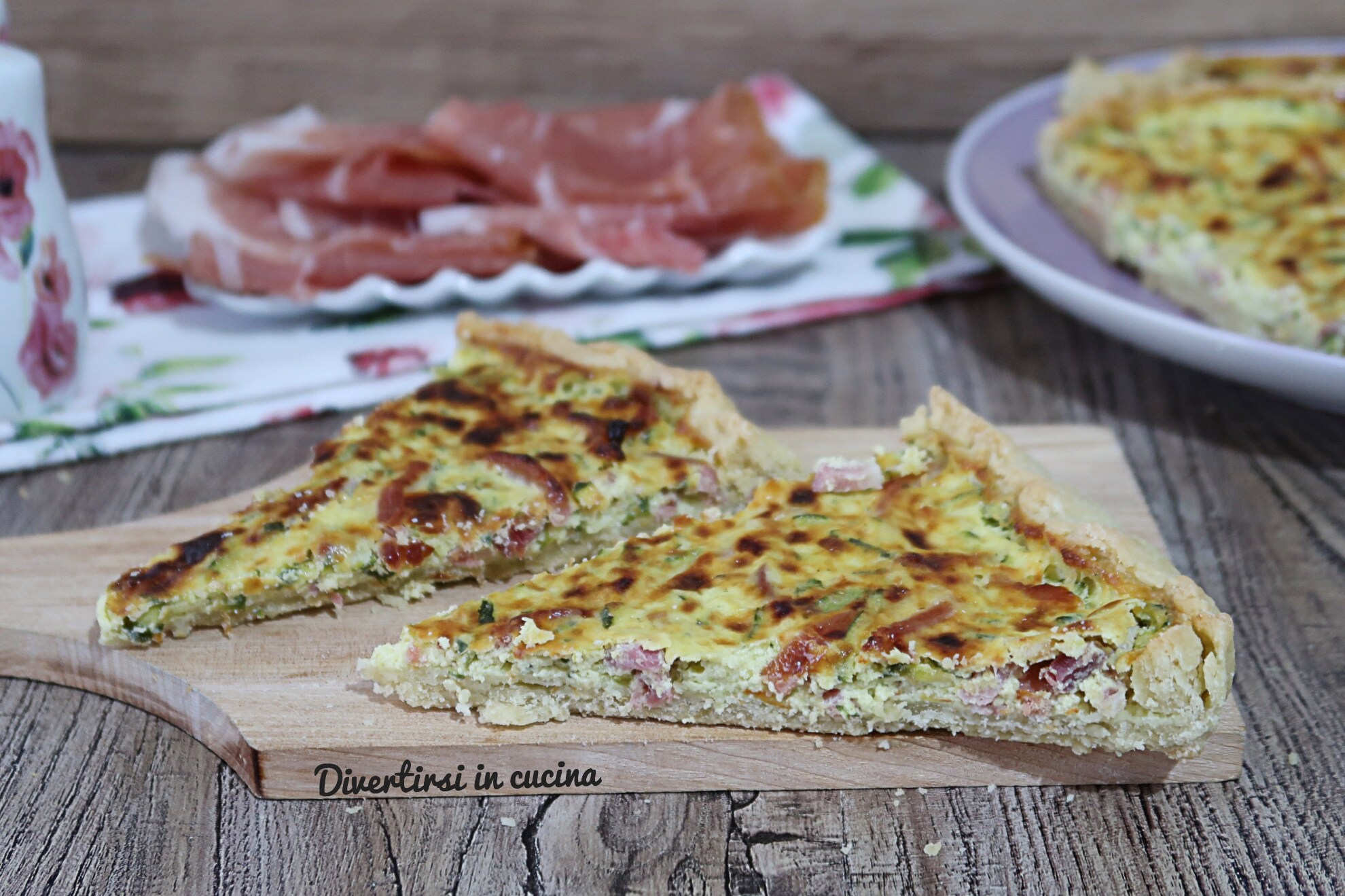 Hartige taart met courgette en spek