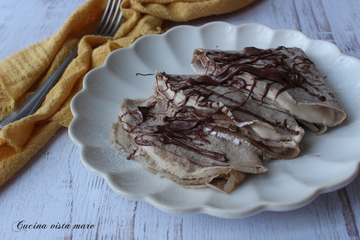 Havermeelcrêpes met yoghurt