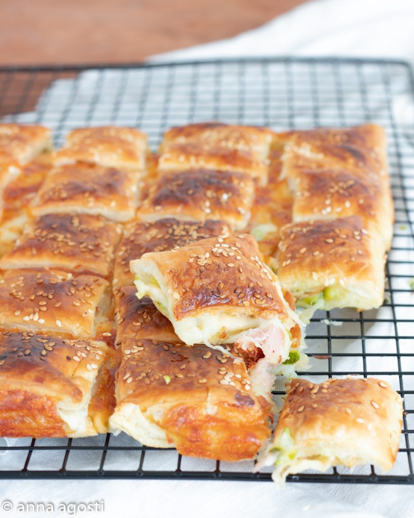 Heerlijke Hartige Gebakjes met courgette, ham en provola