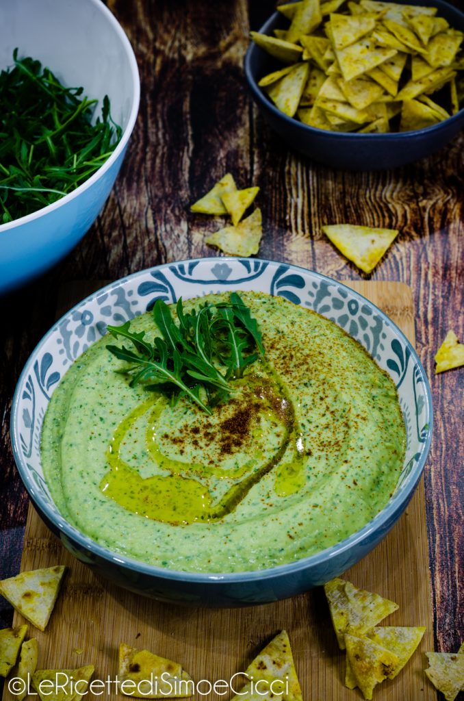 Hummus di fagioli e rucola