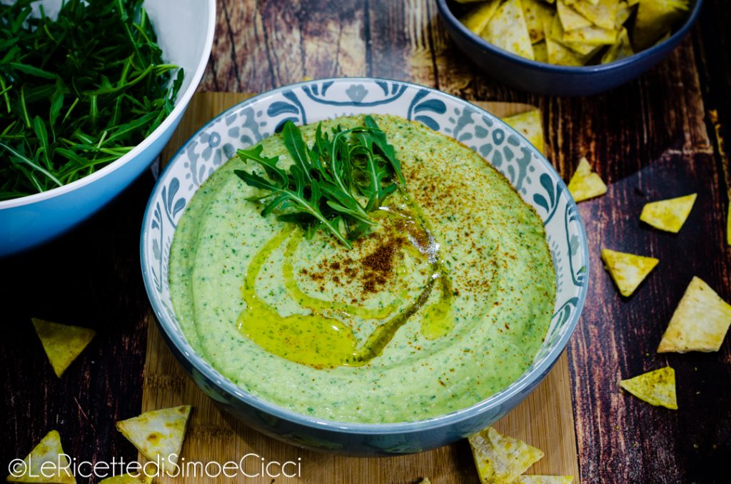 Hummus di fagioli e rucola