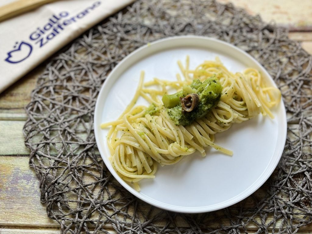 Linguine met broccoli en ansjovis