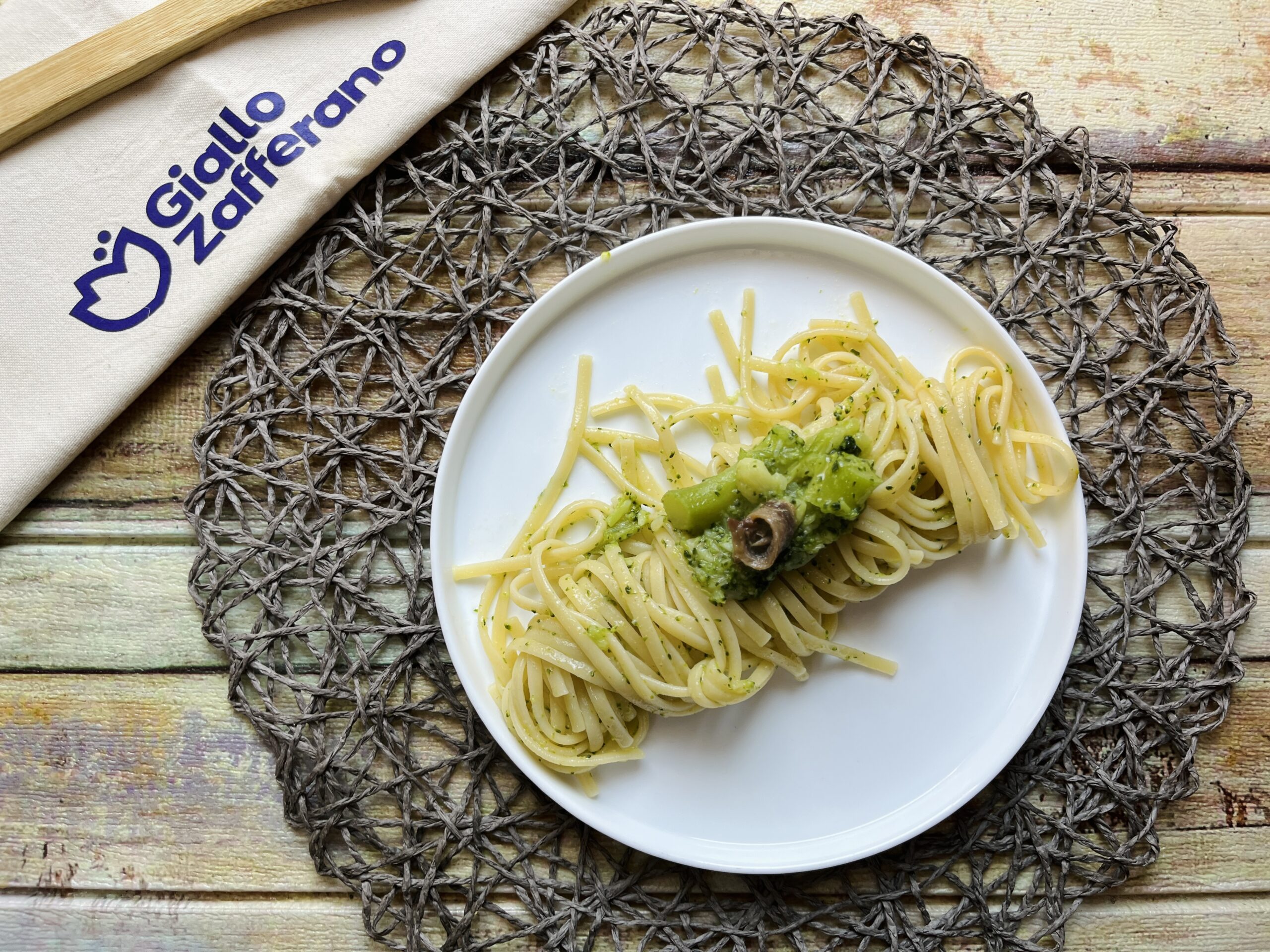 Linguine met broccoli en ansjovis