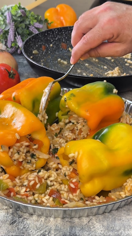 Paprika gevuld met rijst