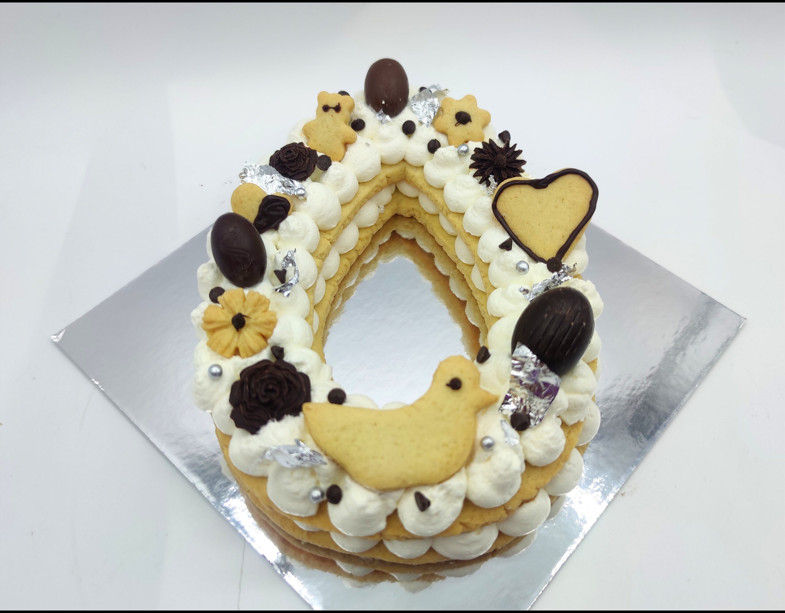 Cream tart paasei