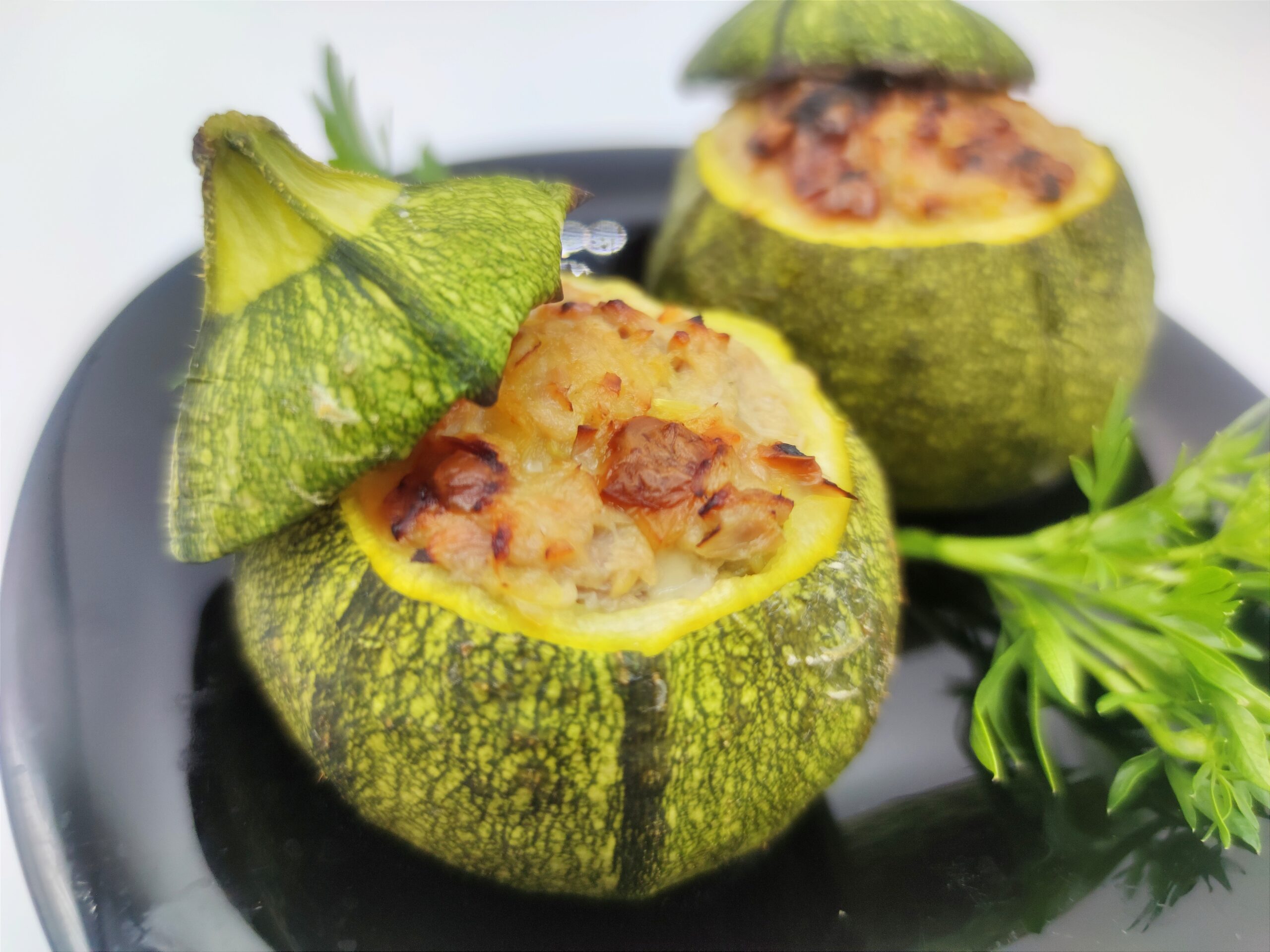 Gevulde courgettes met tonijn en scamorza