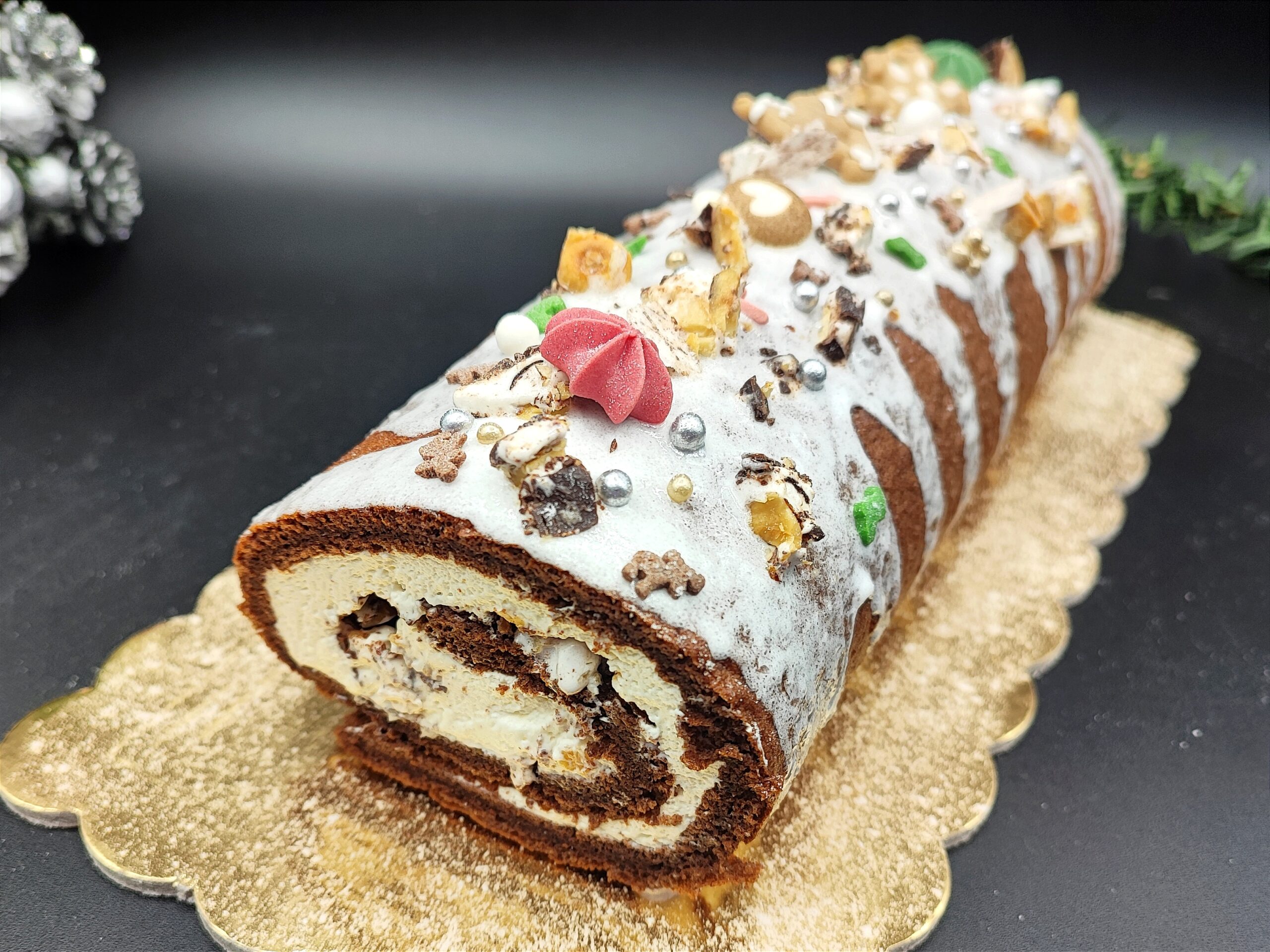 Kerstrol met nougatcrème