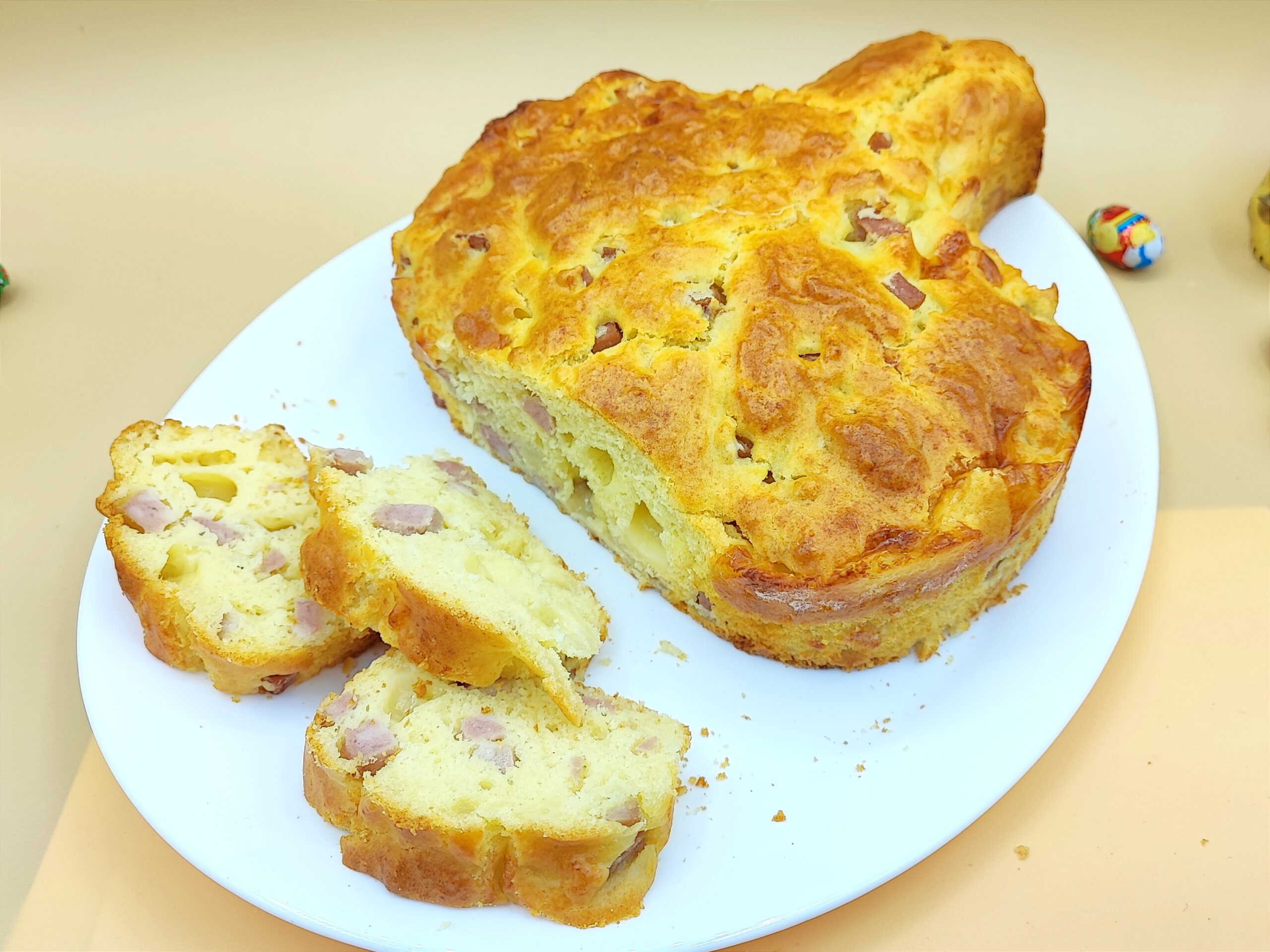 Hartige colomba met mortadella en scamorza
