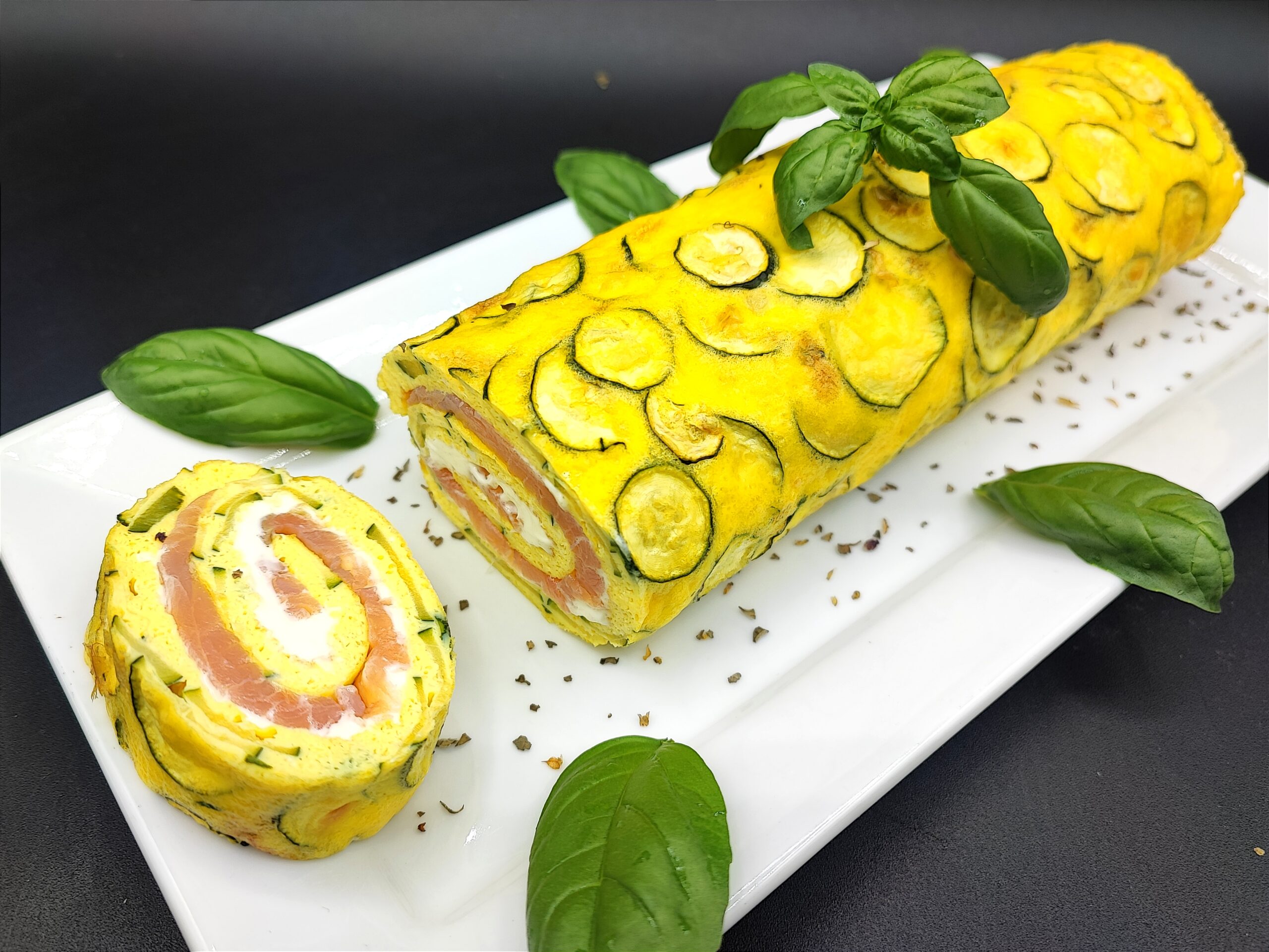 Omeletrol met courgette en zalm