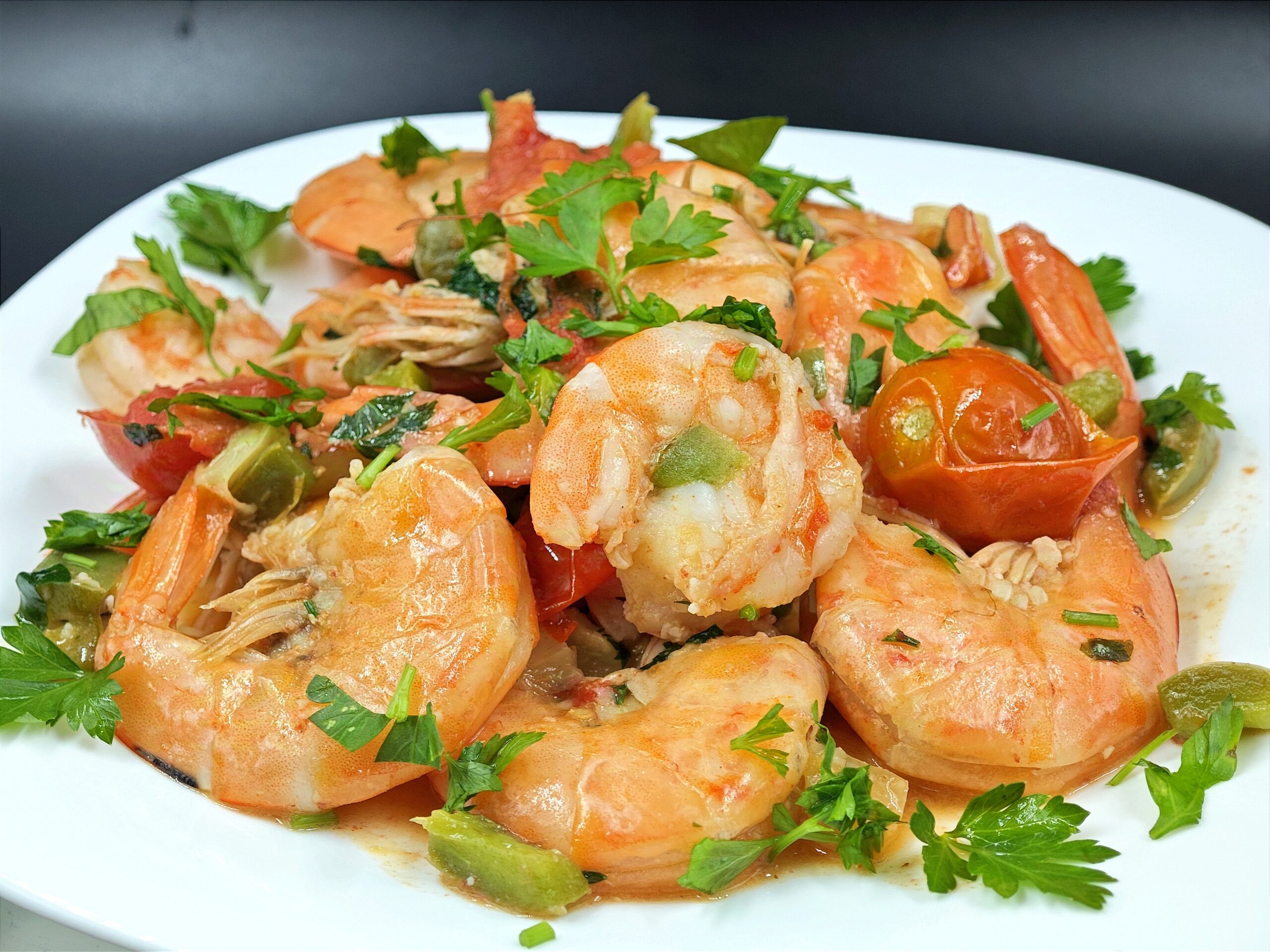 Garnalen met paprika en cherrytomaten