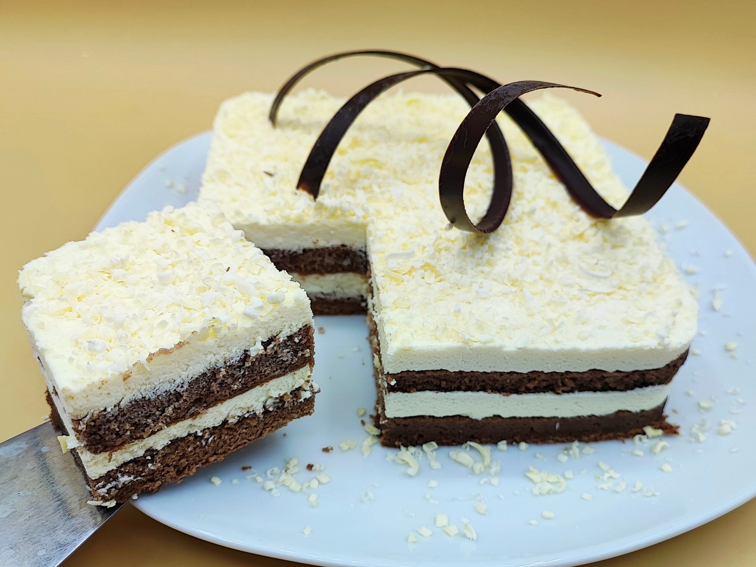 Taart met witte chocolademousse