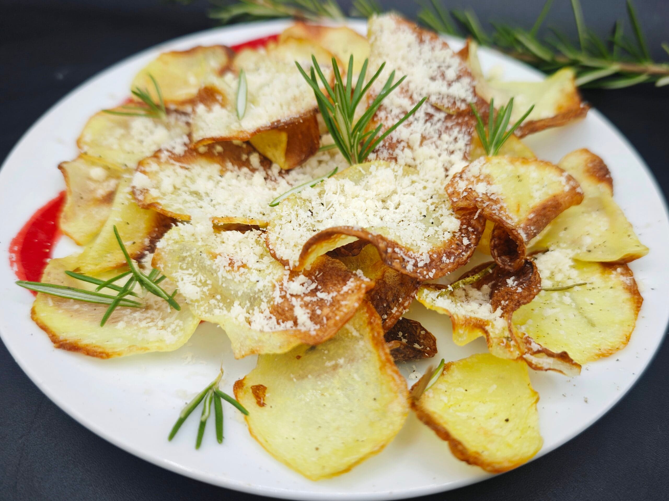 Frietjes Chips in heteluchtfriteuse