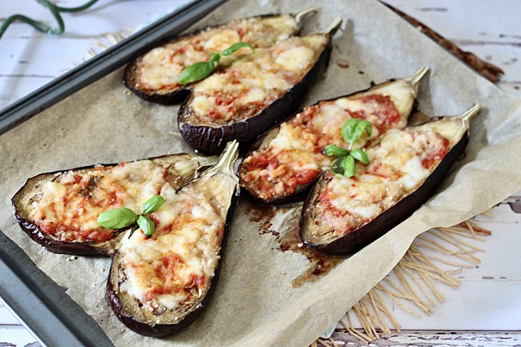 Gevulde aubergine met lekkernijen